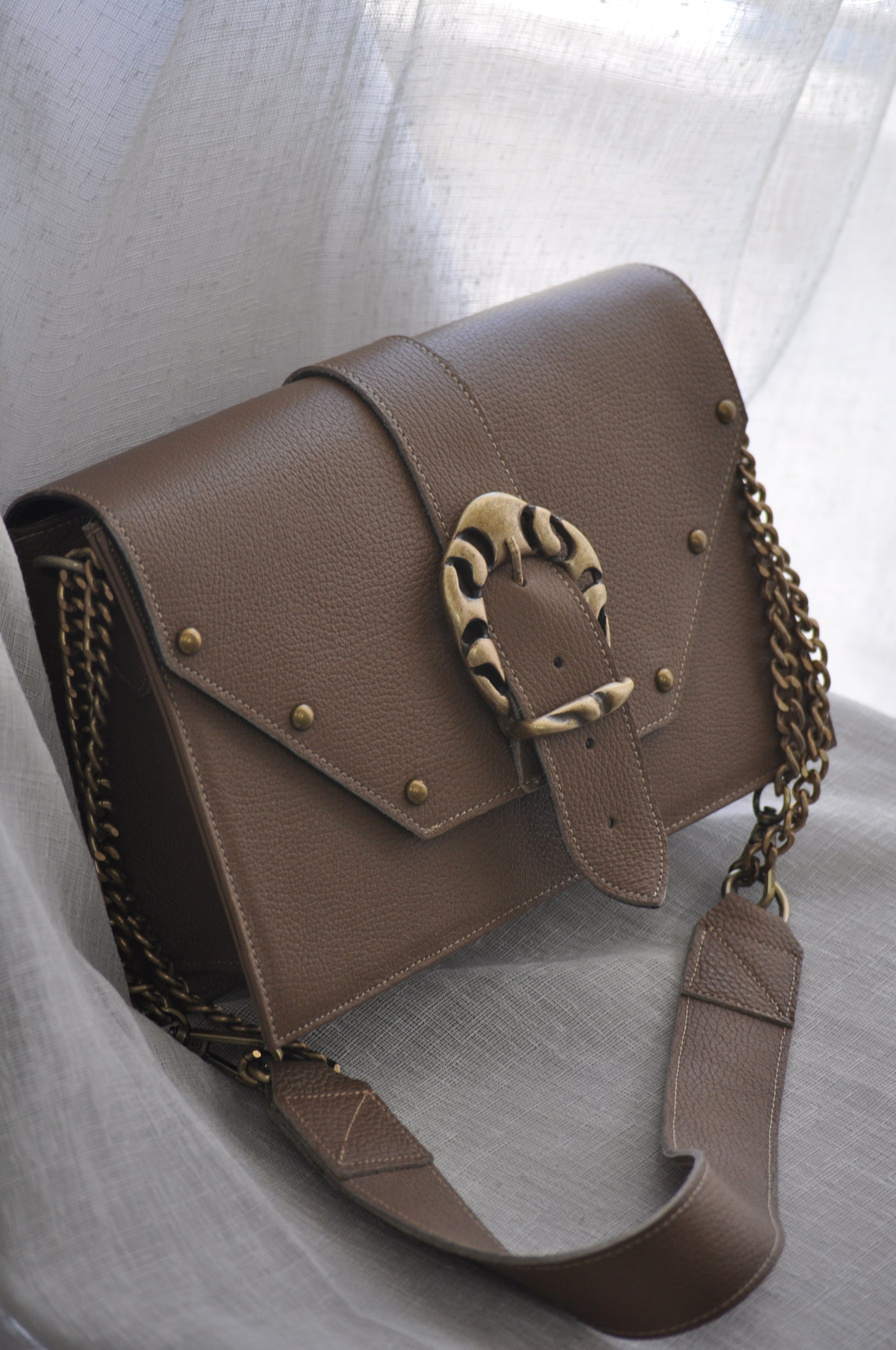 韓国FASHION [MARTINCOKS] Briana Leather SHOULDER BAG 韓国FASHION [MARTINCOKS] Briana Leather SHOULDER BAG
